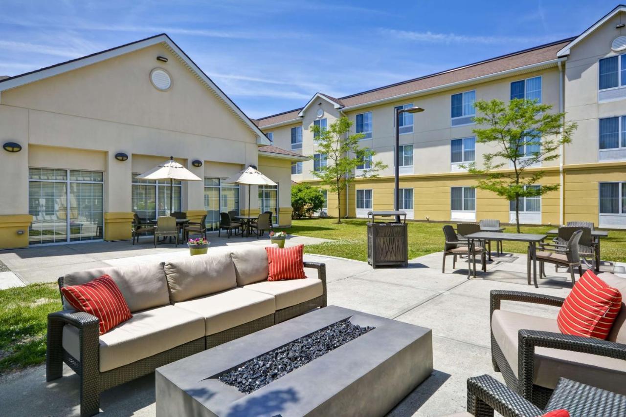 The Homewood Suites By Hilton Ithaca Exteriér fotografie