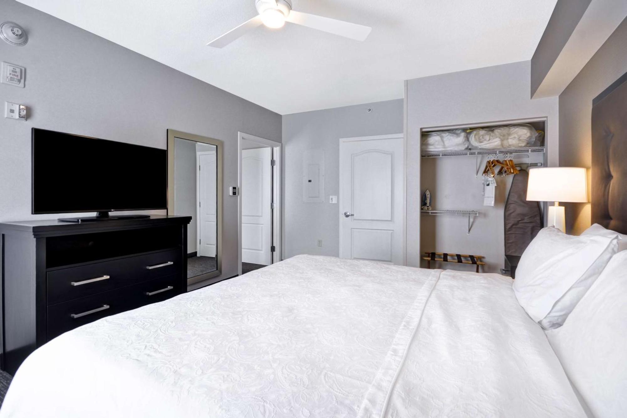 The Homewood Suites By Hilton Ithaca Exteriér fotografie