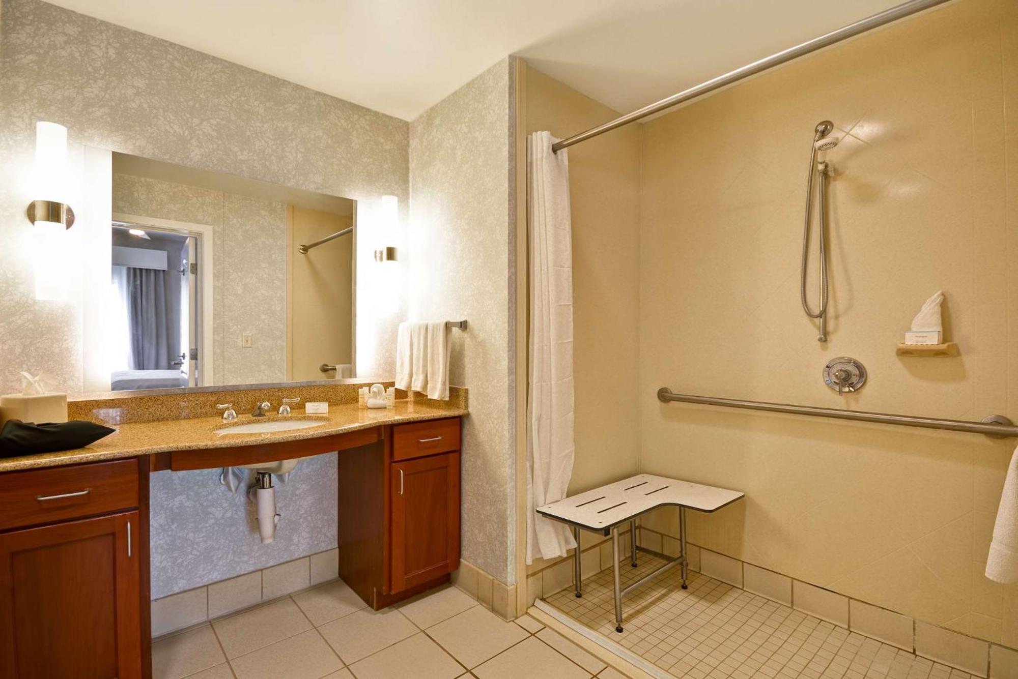 The Homewood Suites By Hilton Ithaca Exteriér fotografie
