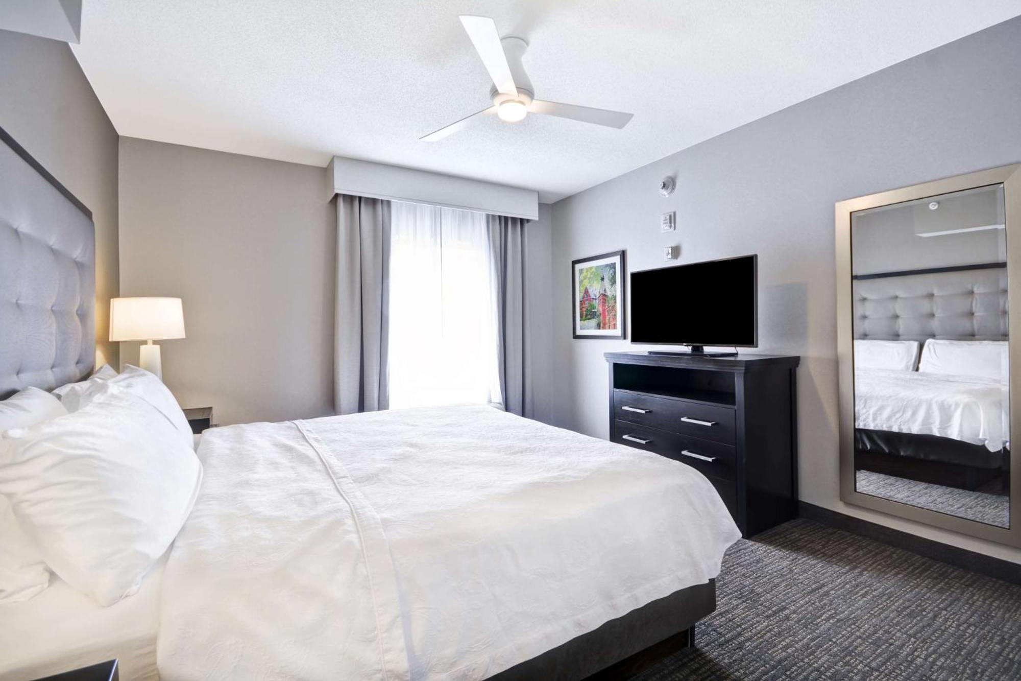 The Homewood Suites By Hilton Ithaca Exteriér fotografie