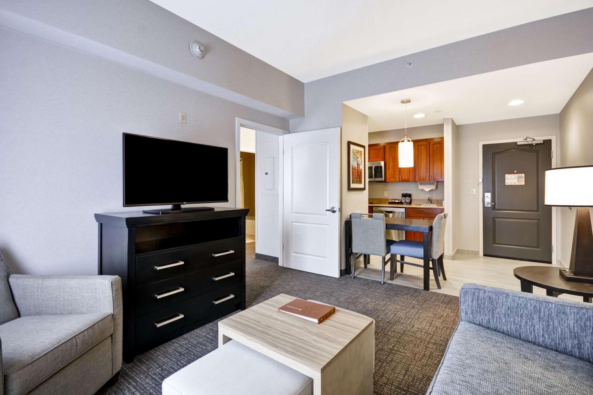 The Homewood Suites By Hilton Ithaca Exteriér fotografie