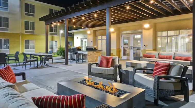 The Homewood Suites By Hilton Ithaca Exteriér fotografie